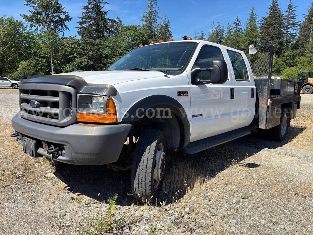 2000 Ford F-550 4WD Flatbed Crane Service Truck