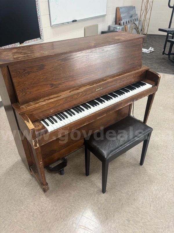 Baldwin Upright Acoustic Piano