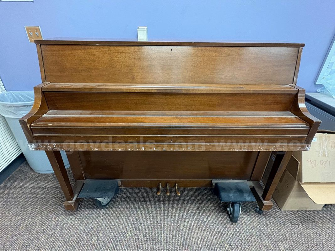 Yamaha Upright Acoustic Piano