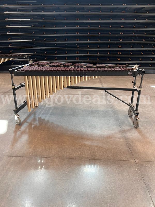 Yamaha 4.3 Octave Intermediate Acoustalon Multi-Frame II Marimba