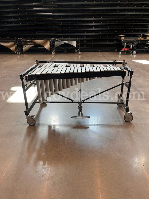 Yamaha 3 Octave Vibraphone - Multi Frame II - Silver Bars (No Motor)
