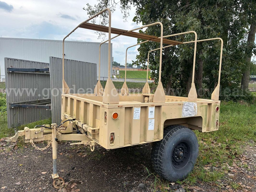 Cargo Trailer w/Canopy