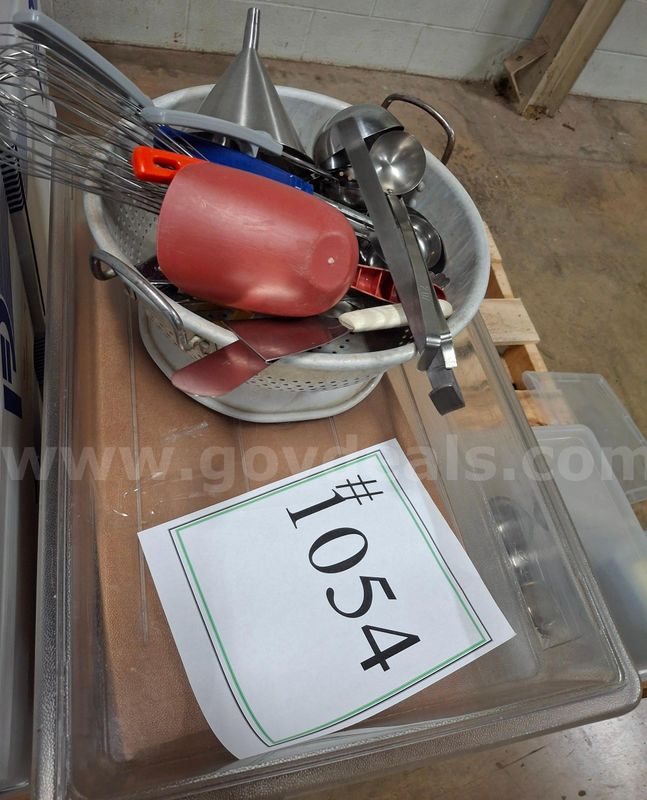 miscellaneous kitchen items