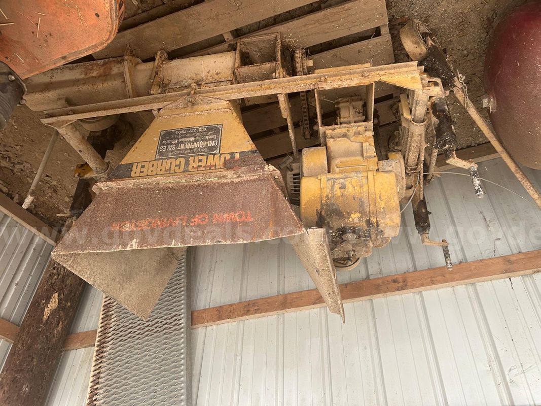 Concrete Curb Machine