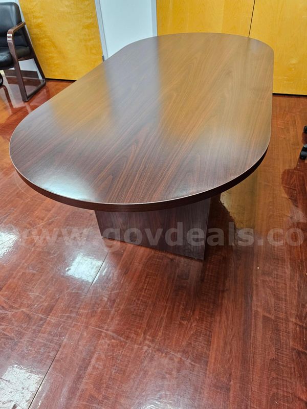 Misc Office Furniture/Items. Table w/6 Chairs, 5 Desk, 4 File Cabinets, 2 Chairs, 3 Office Chairs, Desk Accs, Printer