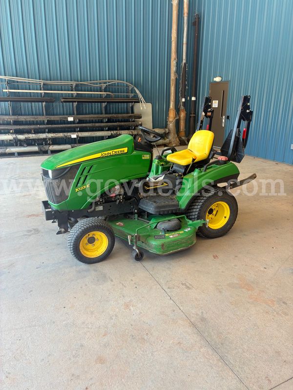 2012 John Deere 1023E