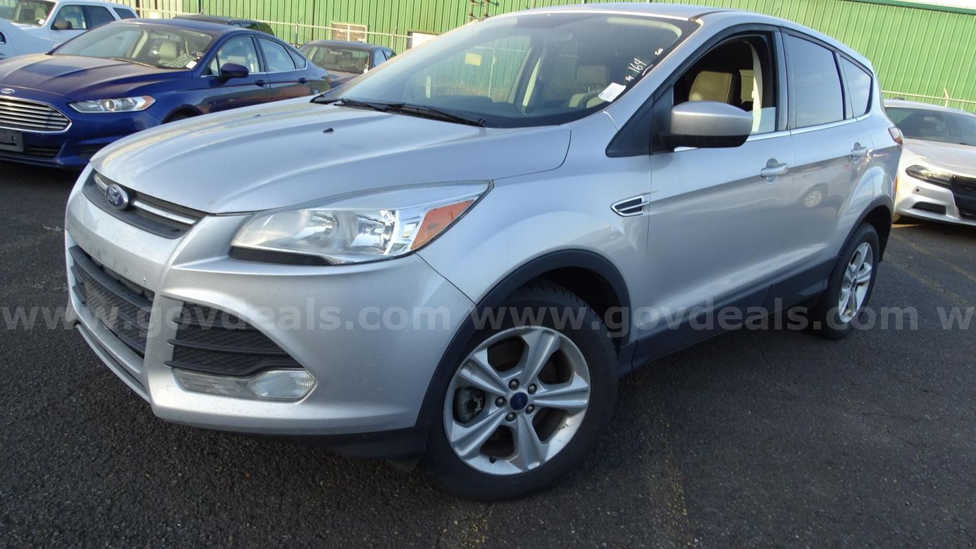 2016 Ford Escape SE 4-Door Sport Utility AWD