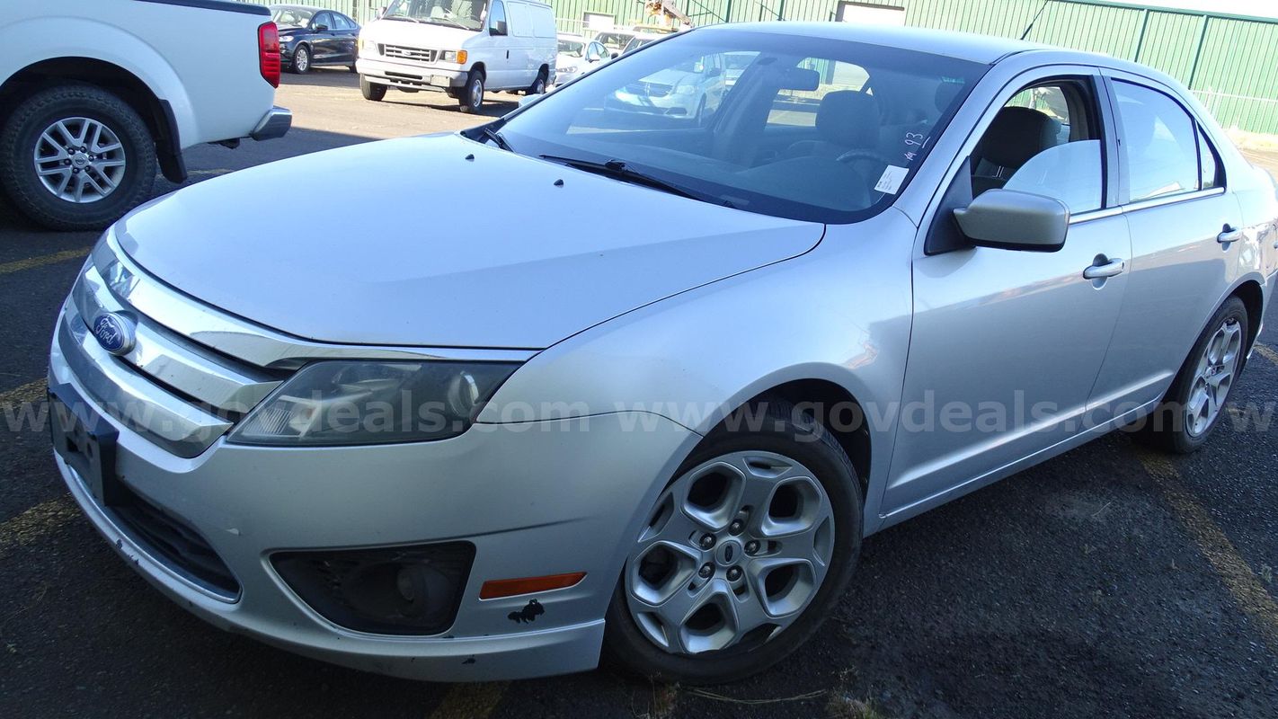 2011 Ford Fusion SE 4-Door Sedan