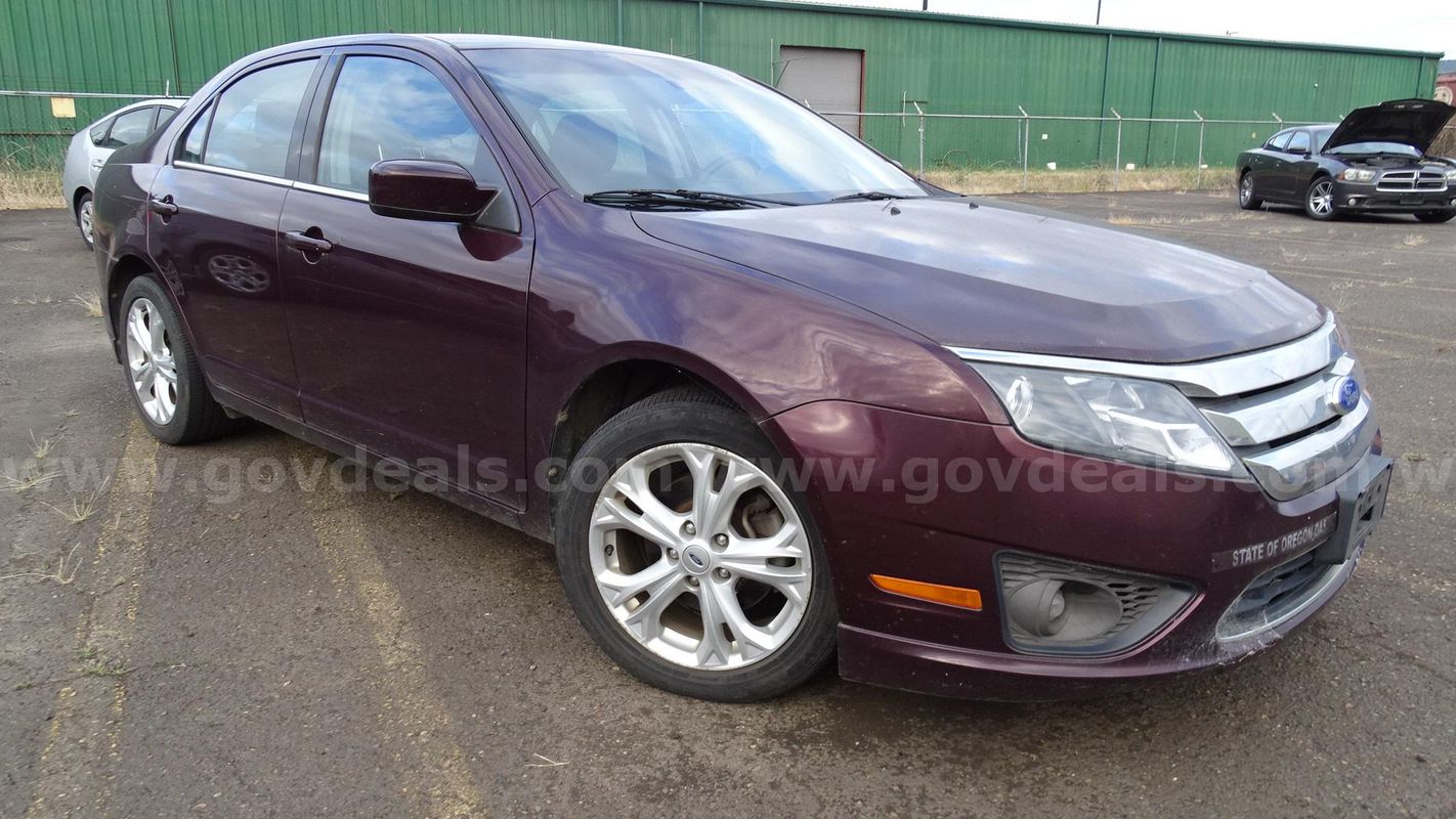 2012 Ford Fusion SE 4-Door Sedan