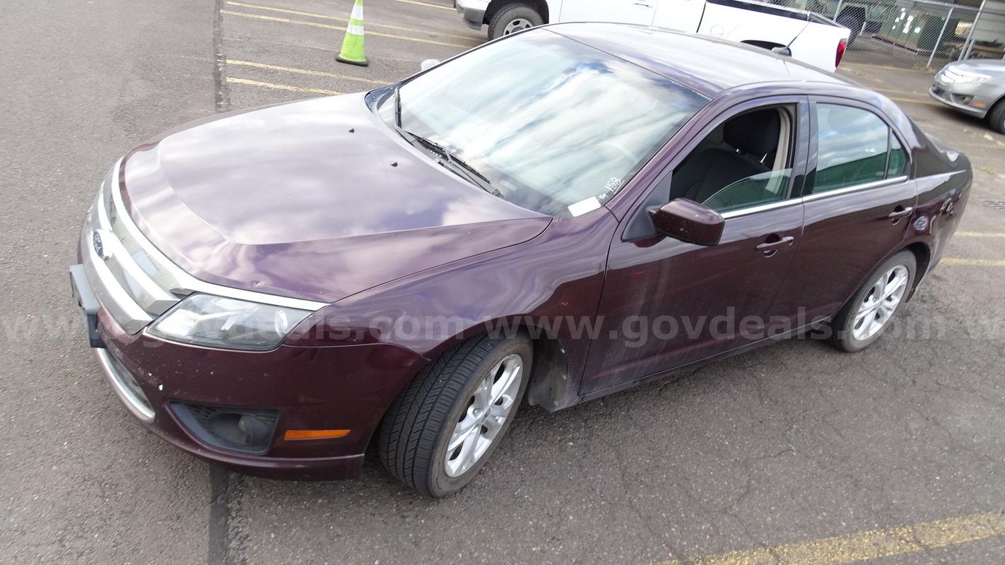 2012 Ford Fusion SE 4-Door Sedan