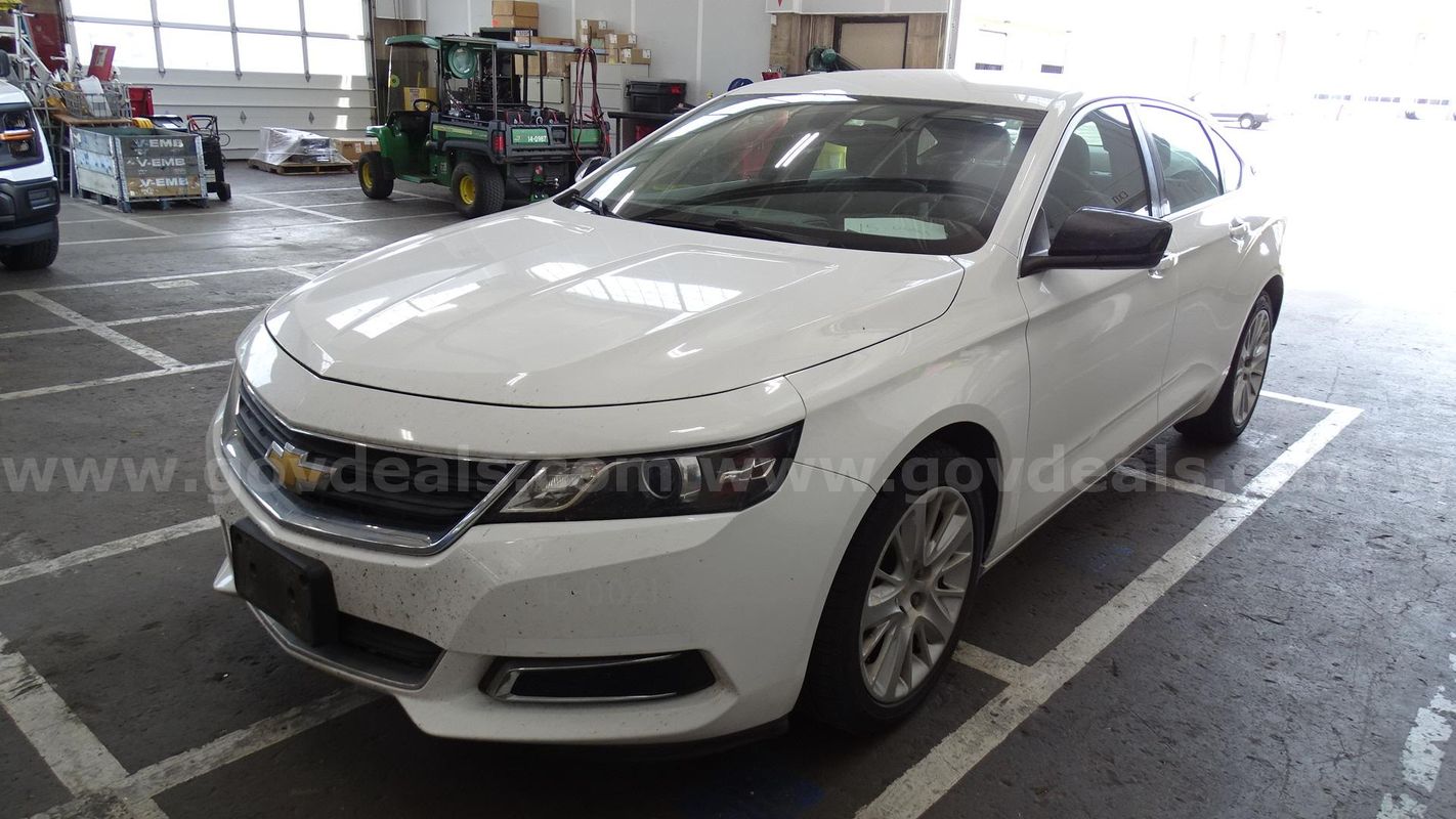 2015 Chevrolet Impala LS 4-Door Sedan