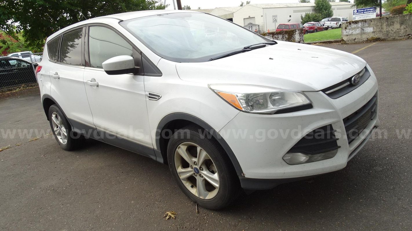 2014 Ford Escape SE 4-Door Sport Utility 4WD