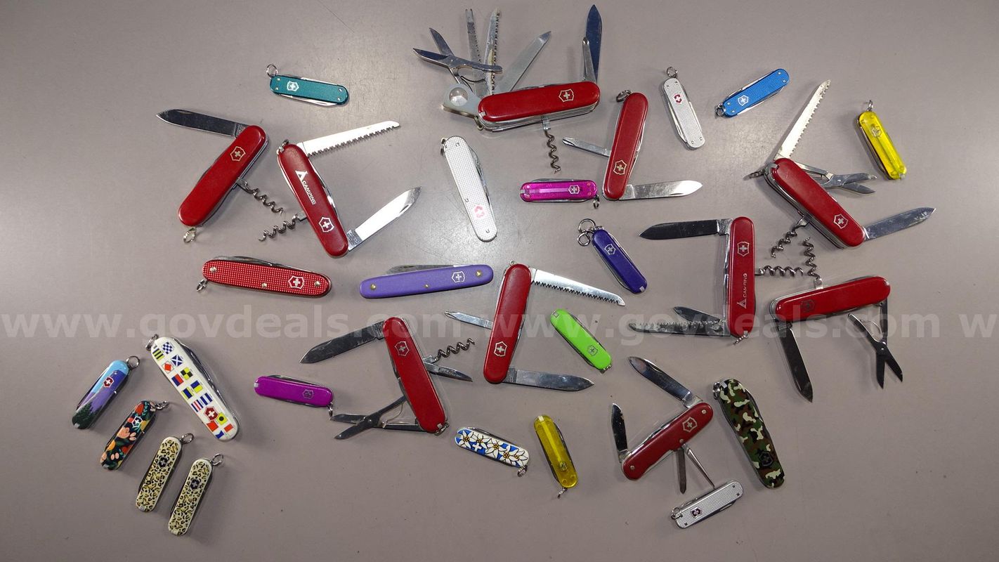 Victorinox Swiss Army Style Pocket Knives - Shipping Fee $13