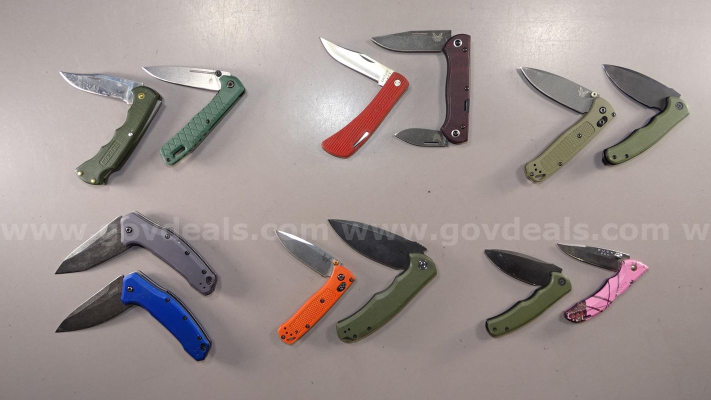 Knife Lot – Benchmade, Buck - Shipping Fee $13