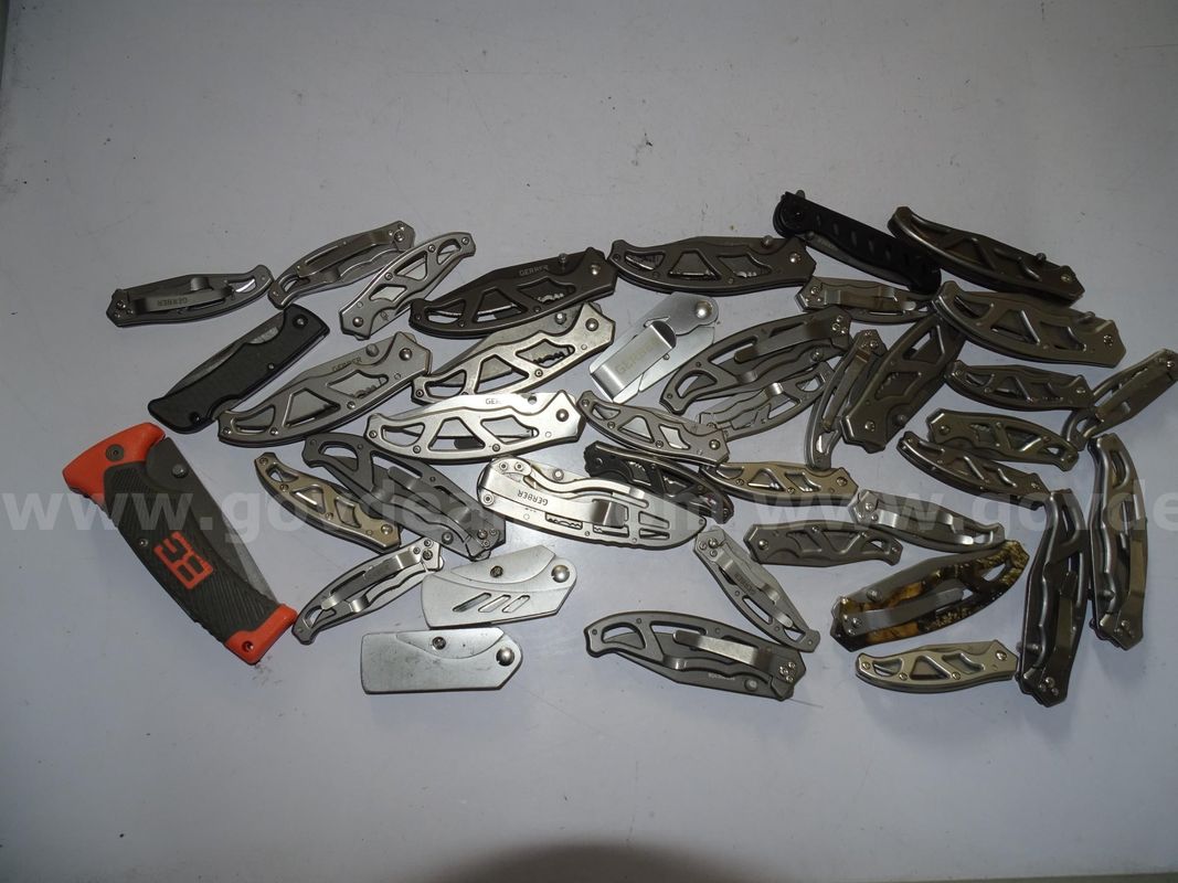 Gerber Knife Lot - Shipping Fee $20