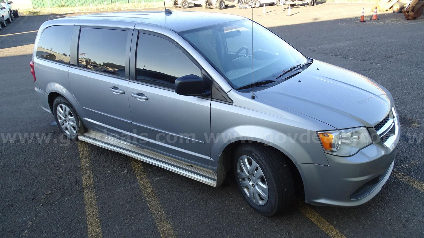 2017 Dodge Grand Caravan 7-Passenger Sports Van