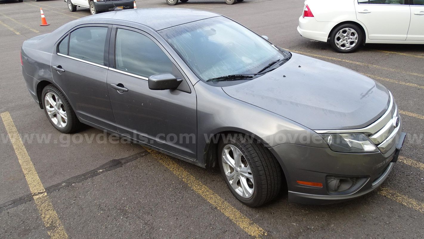 2012 Ford Fusion SE 4-Door Sedan