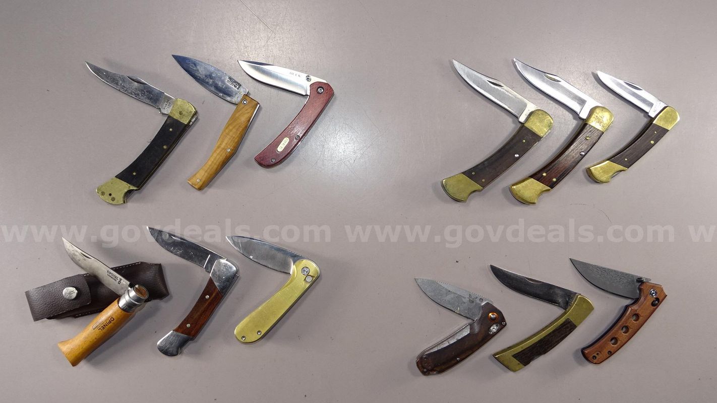 Knife Lot – Benchmade, Buck - Shipping Fee $13
