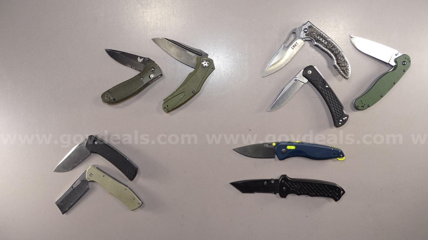 Knife Lot – Buck, Benchmade - Shipping Fee $13