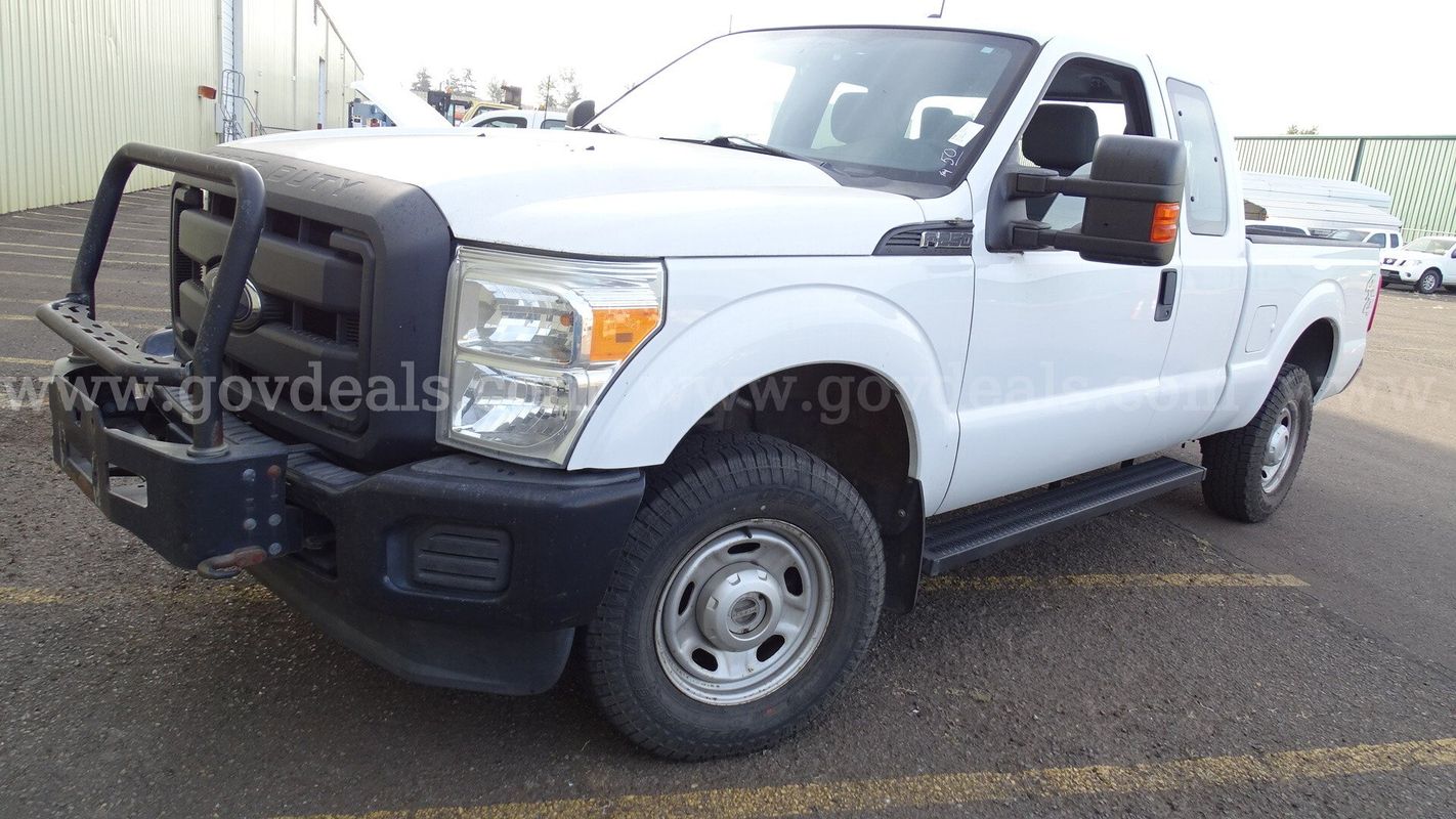 2016 Ford F-250 SD XL SuperCab 4WD