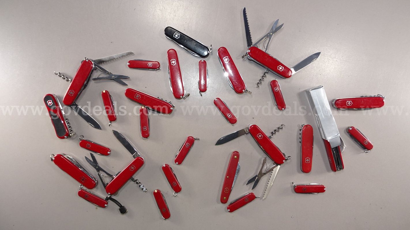 Victorinox Swiss Army Style Pocket Knives - Shipping Fee $13