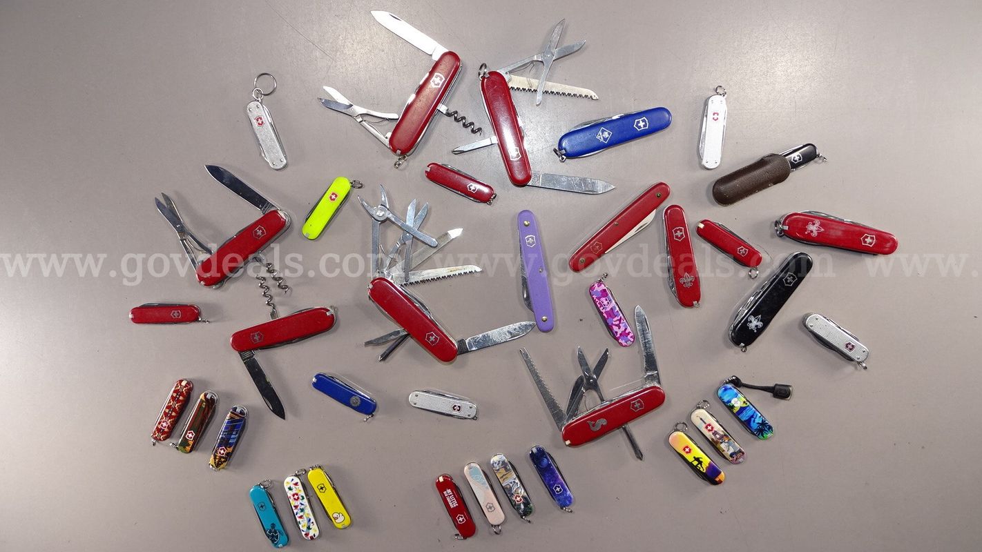 Victorinox Swiss Army Style Pocket Knives - Shipping Fee $13