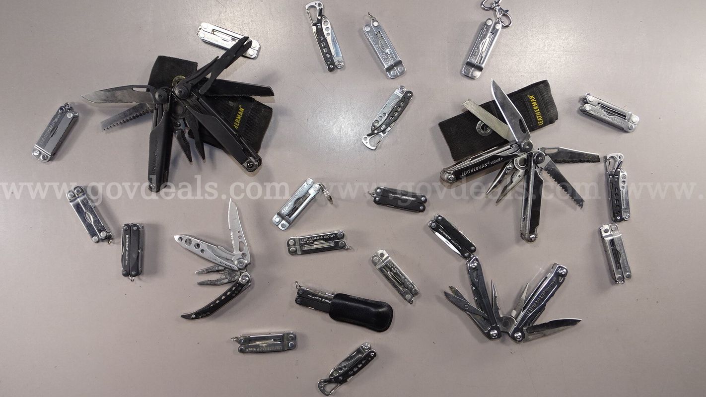 Leatherman Multi-Tools Lot - Shipping Fee $13