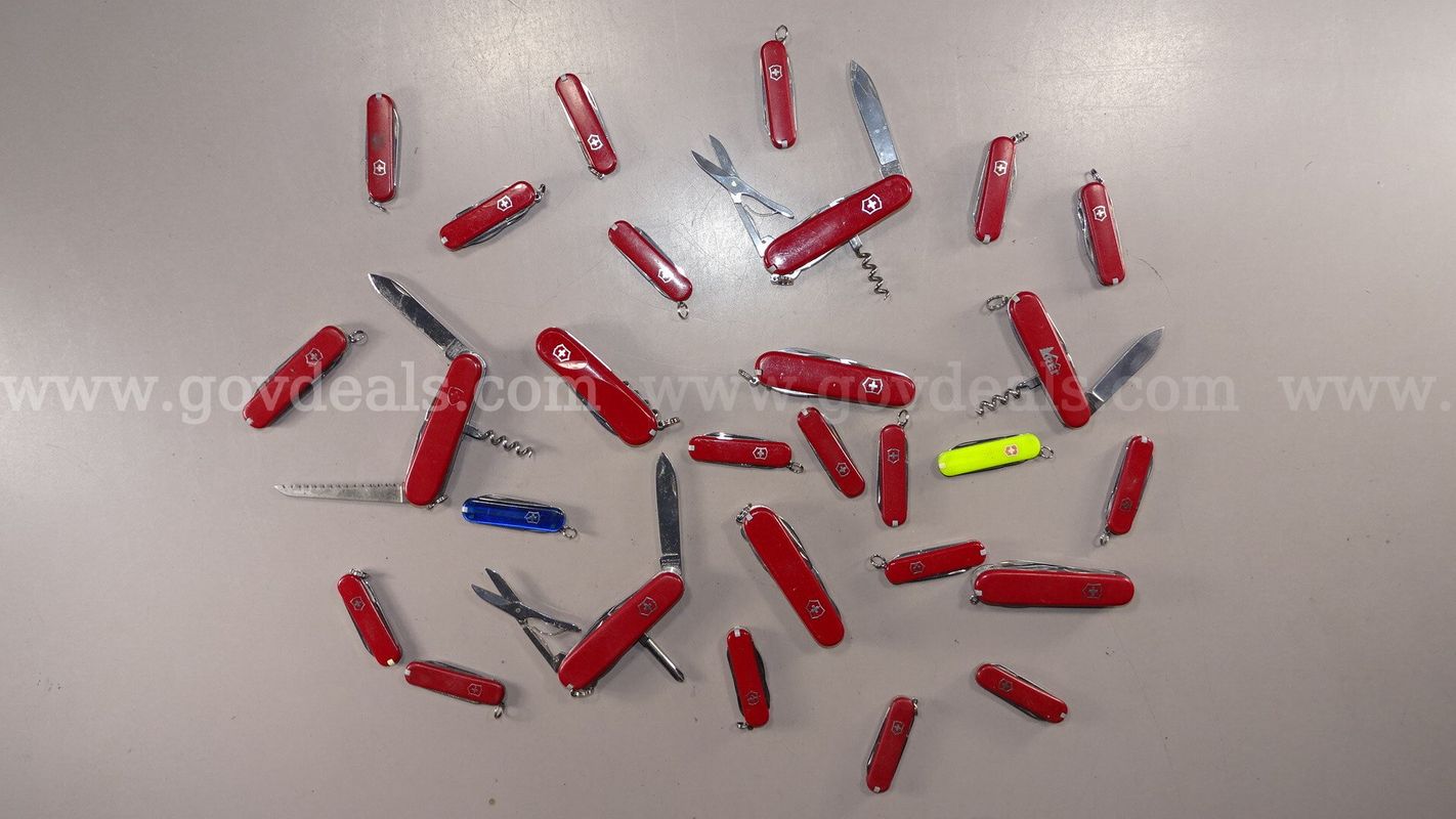 Victorinox Swiss Army Style Pocket Knives - Shipping Fee $13
