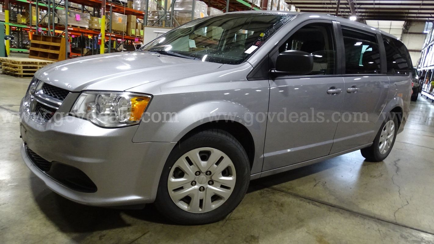2018 Dodge Grand Caravan 7-Passenger Sports Van