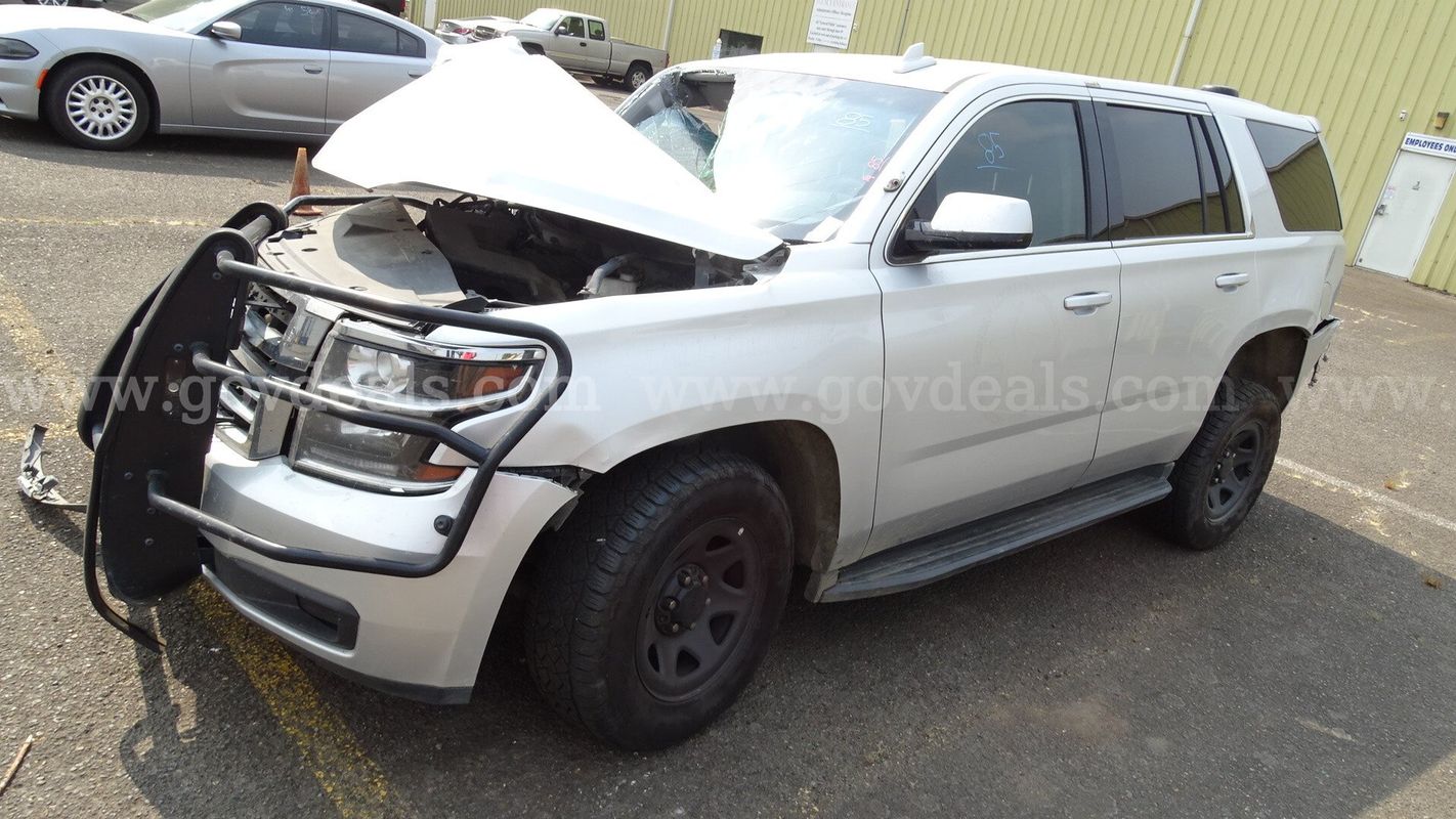 2020 Chevrolet Tahoe 4-Door Sport Utility 4WD - Salvage Title