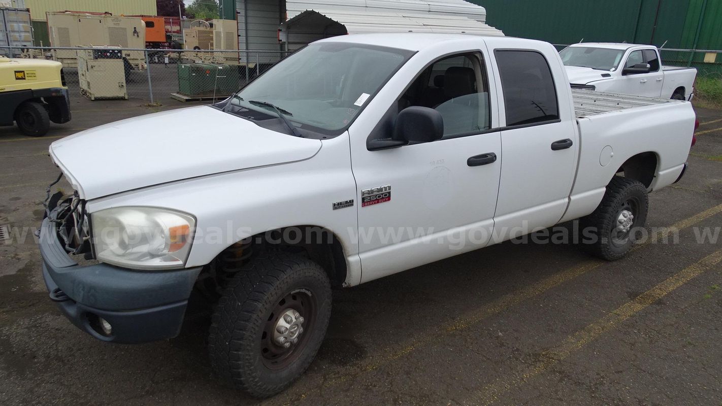 2009 Dodge Ram 2500 Heavy Duty Crew Cab 4WD - Salvage Title
