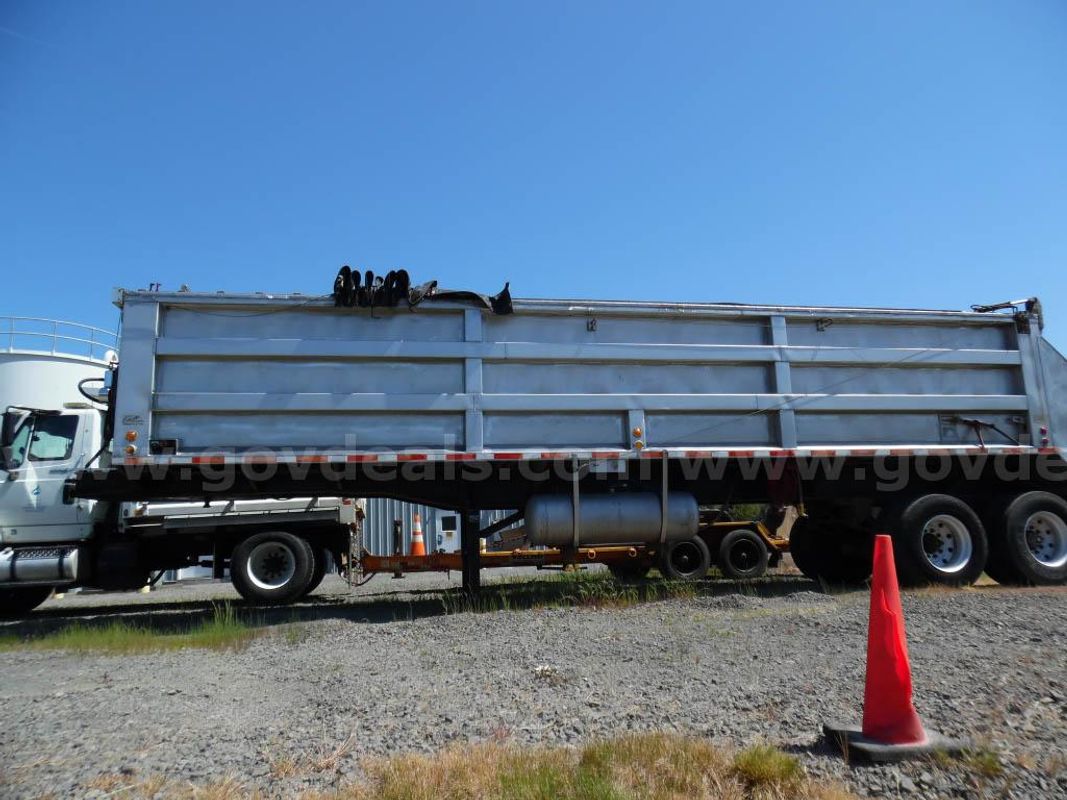 1989 Converto Trailer REJ3236