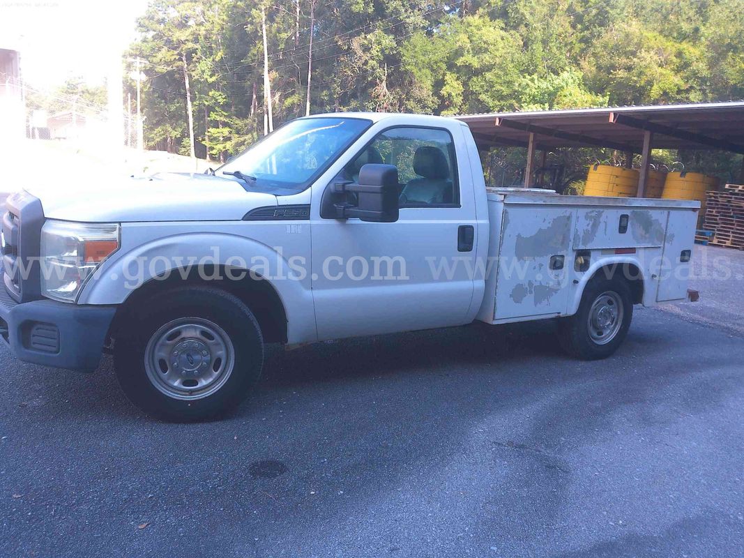 2015 Ford F-250 SD XL 2WD