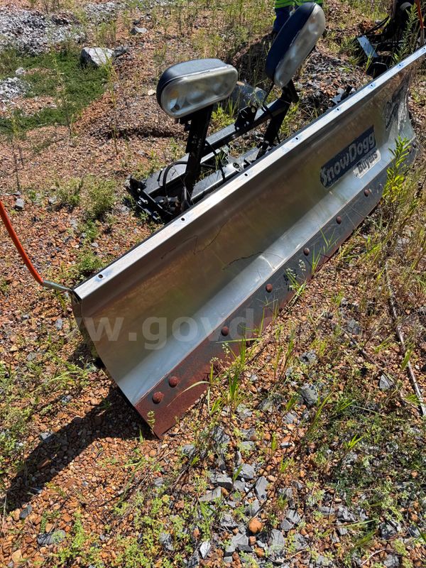 Snow Dogg 7 1/2 ft Model #16015000