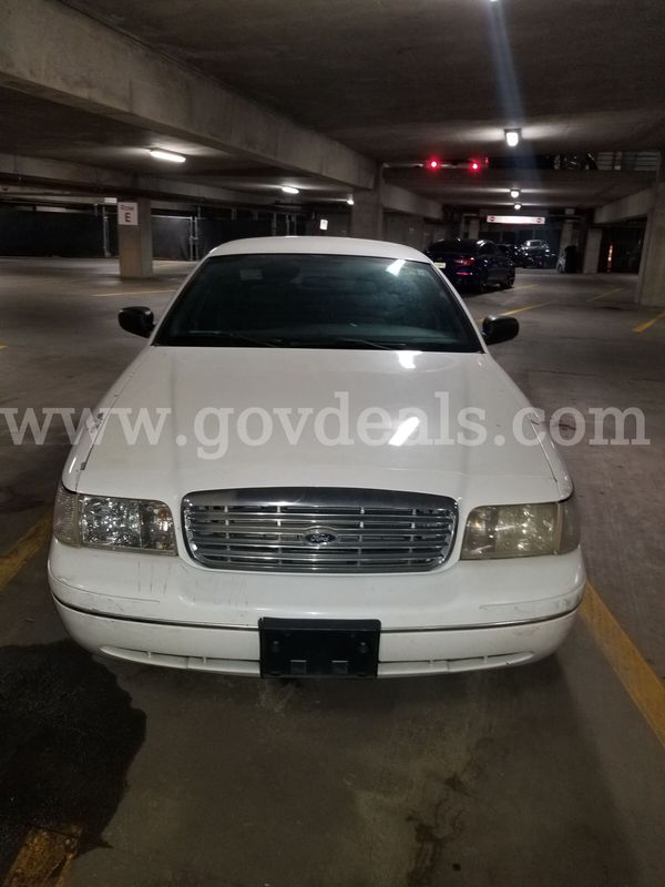 2005 Ford Crown Victoria