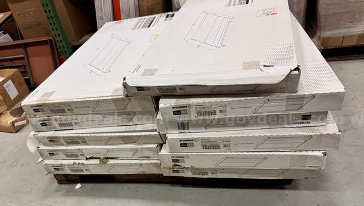 Lot of (11) Sylvania 2x4 Troffers