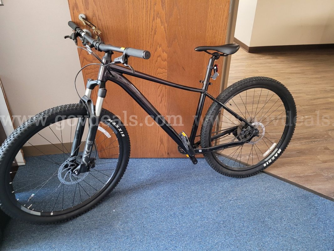 Mens Mountain Bicycle