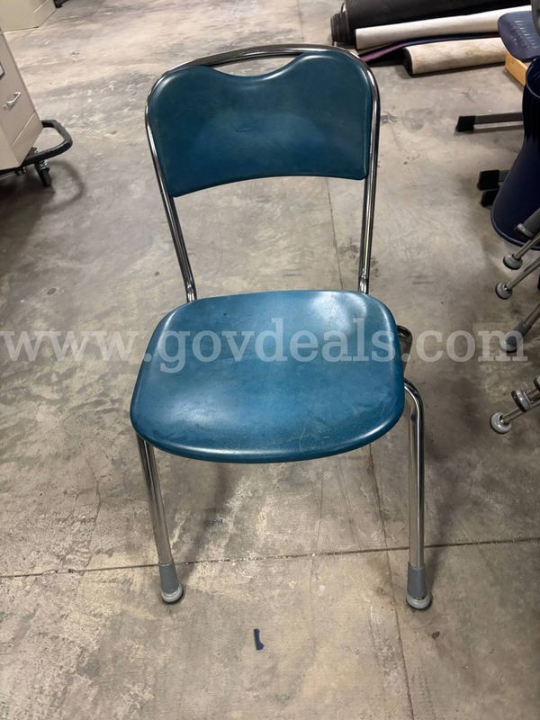 5 Composite Student Chairs