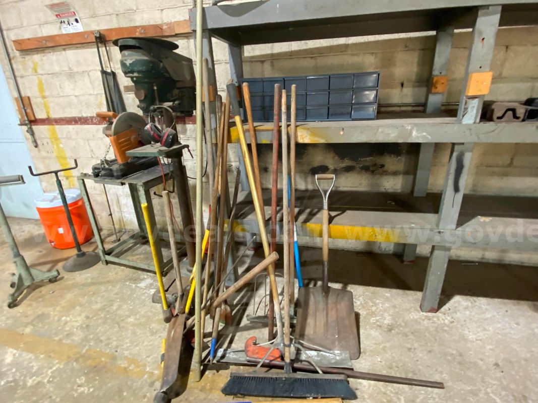 Lot of Tools/Compressors