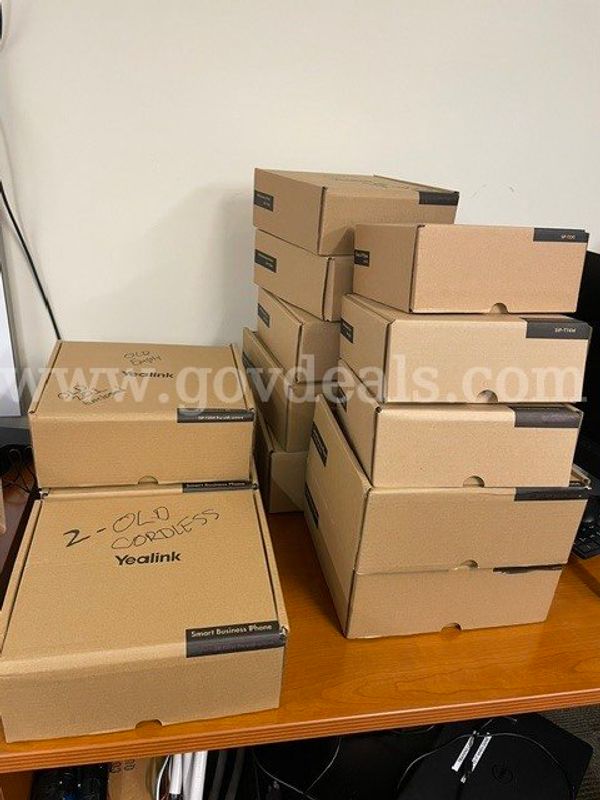 Lot of used Yealink phones