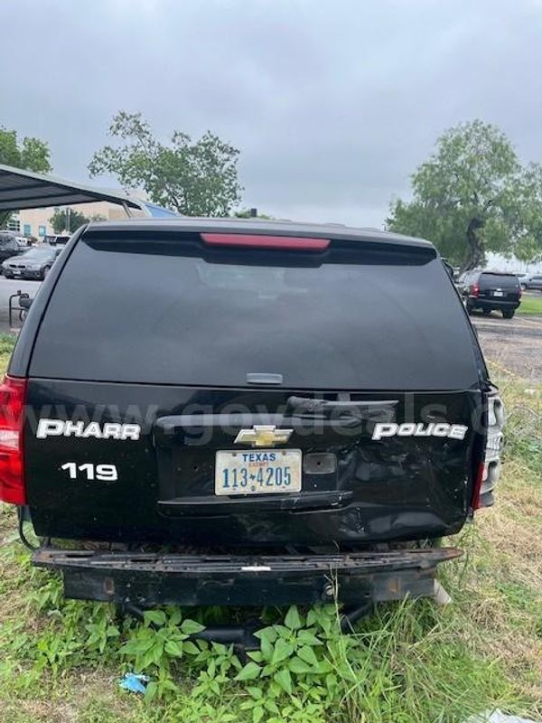 2014 Chevrolet Tahoe (1 of 7)