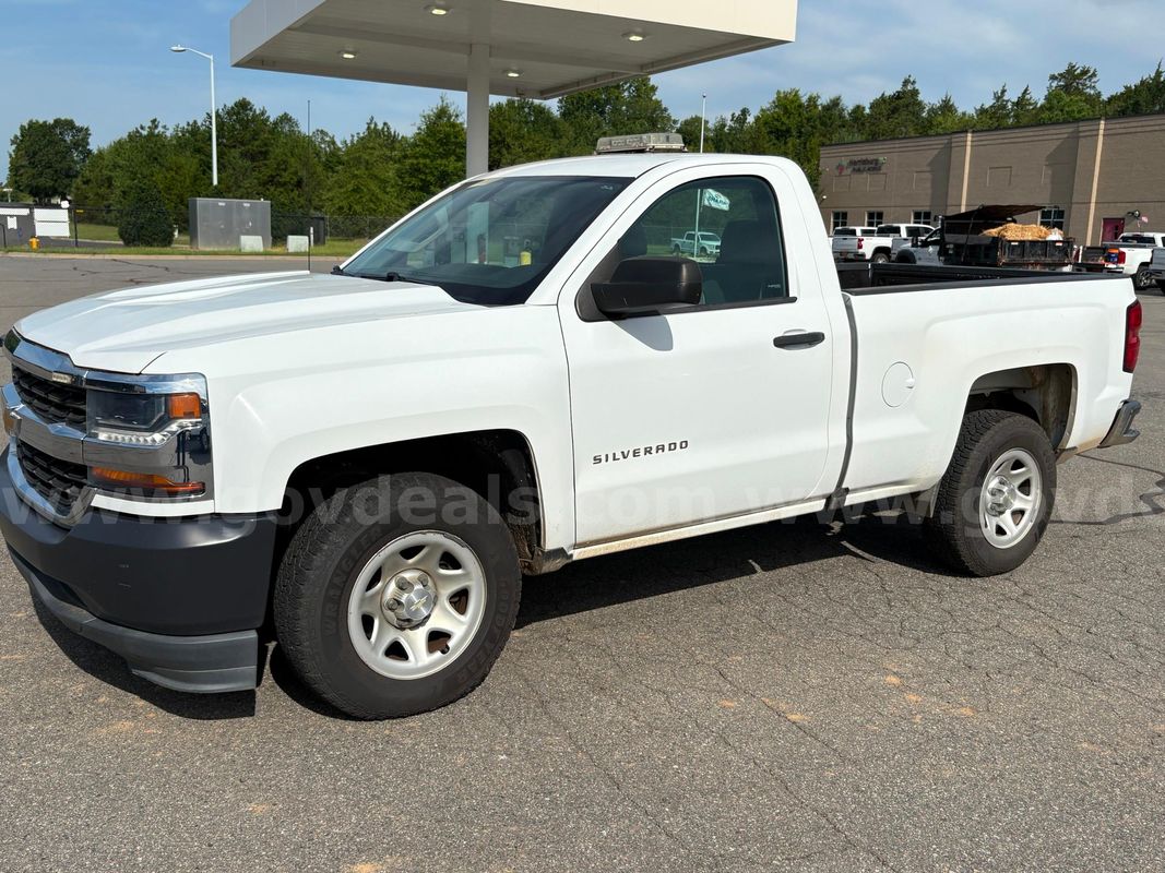 2017 Chevrolet Silverado 1500 Work Truck Short Box 2WD