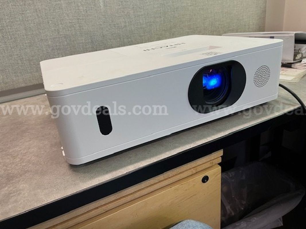 Hitachi Projector