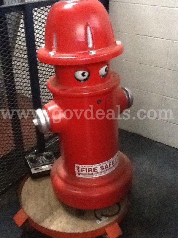 Pluggie the Fire Plug Robot