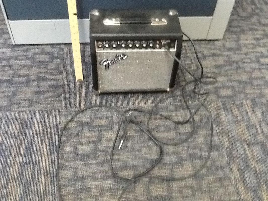 15R Fender Guitar Amplifier