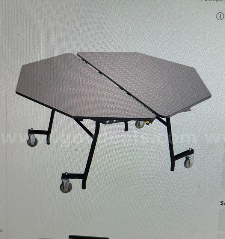 Cafeteria Tables_Octagon 60dia_Gray Top