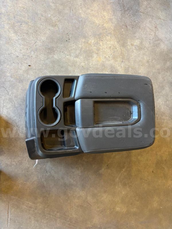 2026 Chevrolet Silverado 1500 Center Console