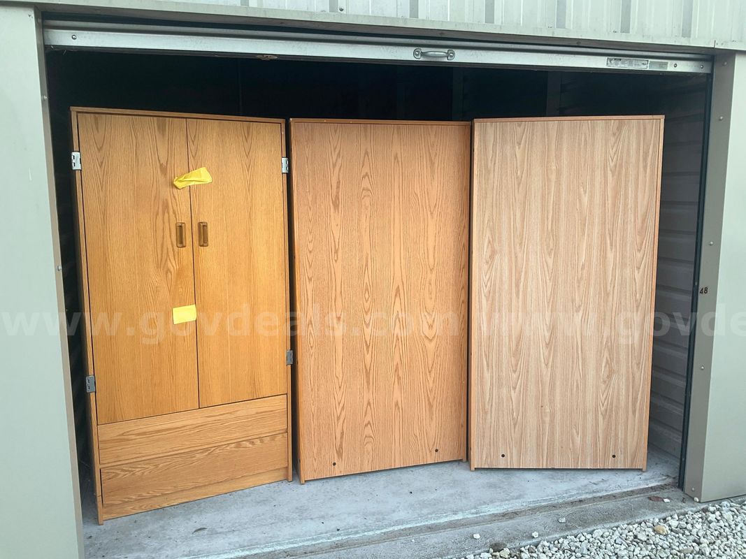 Storage Unit Lot of Furniture - G2623804