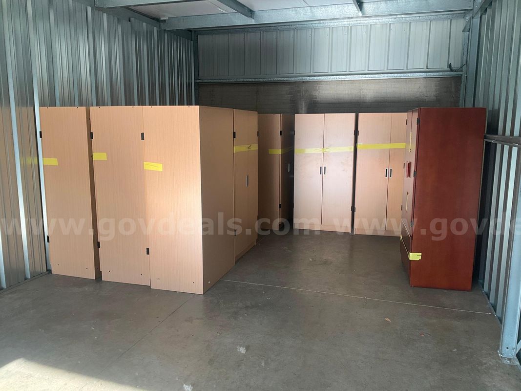 Storage Unit Lot of Furniture - G2623806
