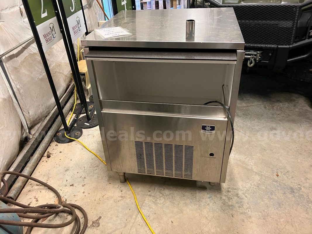 Manitowoc Commercial Free Standing Ice Maker